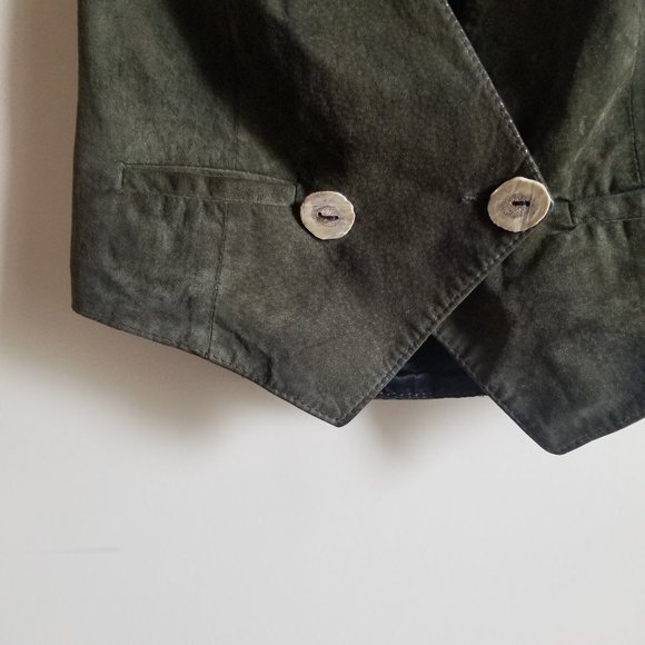 VNTG • Leather Vest • ft. buffalo backpatch and antler buttons • Sterling Sport - Picture 4 of 5